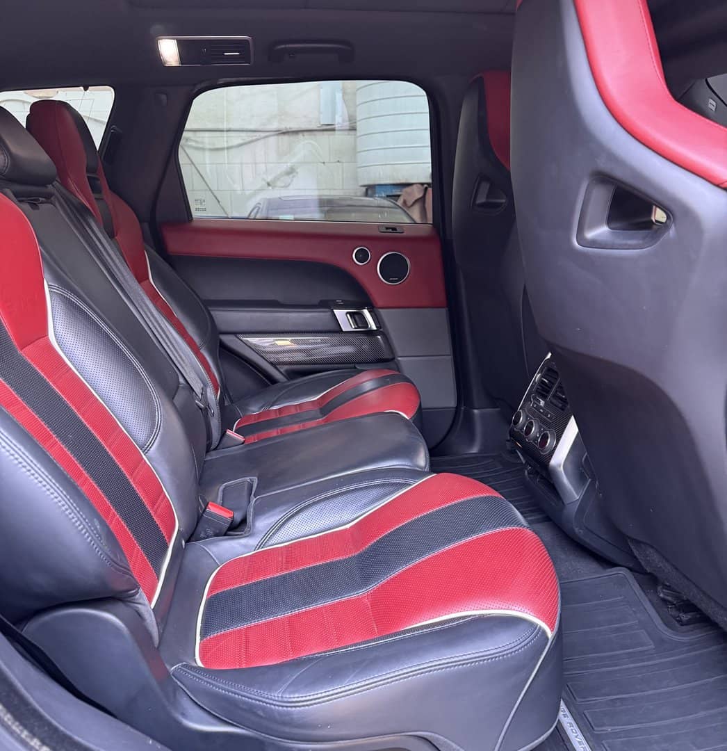 Range Rover Sport SVR GCC